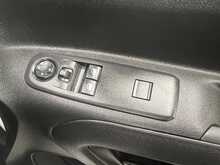 Vauxhall Combo 1.5 Turbo D 2300 Pro Panel Van 5dr Diesel Manual SWB Euro 6 (s/s) (100 ps) - U3186