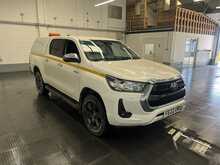 Toyota Hilux 2.4 D-4D Icon Pickup Double Cab 4dr Diesel Auto 4WD Euro 6 (s/s) (150 ps) - U3193