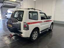 Mitsubishi Shogun 3.2 DI-DC SG2 SUV 3dr Diesel Auto 4WD Euro 5 SWB (197 ps) - U3194