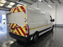 Renault Master 2.3 dCi 35 Start Panel Van 4dr Diesel Manual FWD LWB Medium Roof Euro 6 (135 ps) - U3197