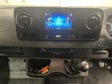 Mercedes-Benz Sprinter 2.0 315 CDI Progressive Chassis Cab 2dr Diesel Manual RWD L3 Euro 6 (s/s) (150 ps) - U3199