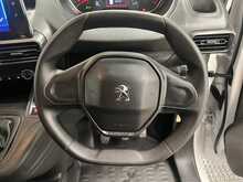 Peugeot Partner 1.5 BlueHDi 950 Professional Premium + Long Panel Van 6dr Diesel Manual LWB Euro 6 (s/s) (100 bhp) - U3205