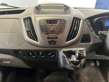 Ford Transit 2.2 TDCi 460 HDT Minibus 5dr Diesel Manual L4 H3 (18 seats) (196 g/km, 123 bhp) - U3209