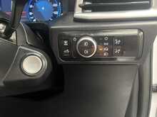 Volkswagen Amarok 3.0 TDI V6 Aventura Pickup Double Cab 4dr Diesel Auto 4Motion Euro 6 (s/s) (240 ps) - U3210