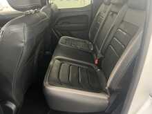 Volkswagen Amarok 3.0 TDI V6 Aventura Pickup Double Cab 4dr Diesel Auto 4Motion Euro 6 (s/s) (240 ps) - U3210