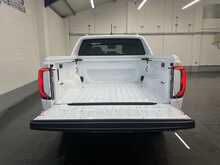 Volkswagen Amarok 3.0 TDI V6 Aventura Pickup Double Cab 4dr Diesel Auto 4Motion Euro 6 (s/s) (240 ps) - U3210