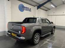 Volkswagen Amarok 3.0 TDI V6 Aventura Pickup Double Cab 4dr Diesel Auto 4Motion Euro 6 (s/s) (240 ps) - U3211