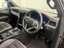Volkswagen Amarok 3.0 TDI V6 Aventura Pickup Double Cab 4dr Diesel Auto 4Motion Euro 6 (s/s) (240 ps) - U3211