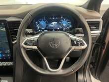 Volkswagen Amarok 3.0 TDI V6 Aventura Pickup Double Cab 4dr Diesel Auto 4Motion Euro 6 (s/s) (240 ps) - U3211