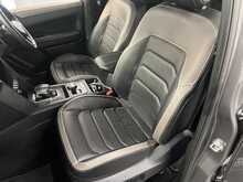 Volkswagen Amarok 3.0 TDI V6 Aventura Pickup Double Cab 4dr Diesel Auto 4Motion Euro 6 (s/s) (240 ps) - U3211
