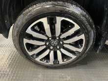 Volkswagen Amarok 3.0 TDI V6 Aventura Pickup Double Cab 4dr Diesel Auto 4Motion Euro 6 (s/s) (240 ps) - U3211