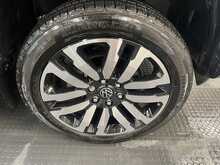 Volkswagen Amarok 3.0 TDI V6 Aventura Pickup Double Cab 4dr Diesel Auto 4Motion Euro 6 (s/s) (240 ps) - U3211