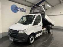 Mercedes-Benz Sprinter 2.0 315 CDI Progressive Tipper 2dr Diesel Manual RWD L2 Euro 6 (s/s) (150 ps) 2.0 2dr Tipper Manual - U3213