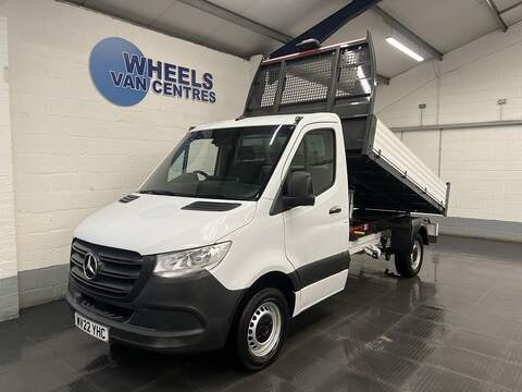 Mercedes-Benz Sprinter 2.3D HPI 14V 35C 3450 Tipper 2dr Diesel Manual L2 Euro 6 (s/s) (DRW) (136 ps)