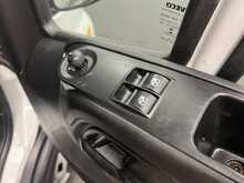 Iveco Daily 2.3D HPI 14V 35C 3450 Tipper 2dr Diesel Manual L2 Euro 6 (s/s) (DRW) (136 ps) - U3228