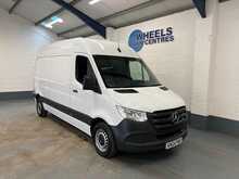 Mercedes-Benz Sprinter Sprinter 2.0 315 CDI Progressive Panel Van 5dr Diesel Manual FWD L2 H2 Euro 6 (s/s) (150 ps) - U324