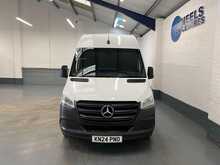 Mercedes-Benz Sprinter Sprinter 2.0 315 CDI Progressive Panel Van 5dr Diesel Manual FWD L2 H2 Euro 6 (s/s) (150 ps) - U324