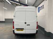 Mercedes-Benz Sprinter Sprinter 2.0 315 CDI Progressive Panel Van 5dr Diesel Manual FWD L2 H2 Euro 6 (s/s) (150 ps) - U324