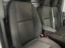 Mercedes-Benz Sprinter Sprinter 2.0 315 CDI Progressive Panel Van 5dr Diesel Manual FWD L2 H2 Euro 6 (s/s) (150 ps) - U324