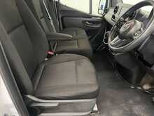 Mercedes-Benz Sprinter Sprinter 2.0 315 CDI Progressive Panel Van 5dr Diesel Manual FWD L2 H2 Euro 6 (s/s) (150 ps) - U324