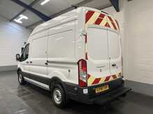 Ford Transit 2.0 350 EcoBlue Panel Van 5dr Diesel Manual FWD L2 H3 Euro 6 (130 ps) - U3243