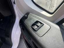 Fiat Ducato 2.2 MultijetIII 35 MaxiMover 2dr Diesel Manual LWB Euro 6 (140 ps) 2.2 2dr Luton Manual Diesel - U3275