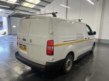 Vauxhall Vivaro 2.0 Turbo D 3100 Prime Panel Van 6dr Diesel Manual L2 H1 Euro 6 (145 ps) - U3284