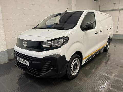 Vauxhall Vivaro 1.5 Turbo D 2900 Dynamic Panel Van 6dr Diesel Manual L2 H1 Euro 6 (s/s) (100 ps)