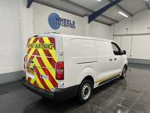 Vauxhall Vivaro 2.0 Turbo D Prime XL Panel Van 6dr Diesel Manual LWB Euro 6 (145 ps) - U3293