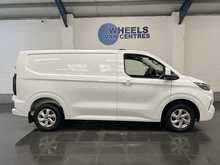 Ford Transit Custom 2.0 320 EcoBlue Limited Panel Van 5dr Diesel Manual L1 H1 Euro 6 (s/s) (136 ps) - U3311