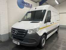 Mercedes-Benz Sprinter 2.0 315 CDI Progressive Panel Van 5dr Diesel Manual RWD L2 H2 Euro 6 (s/s) (150 ps) - U3317