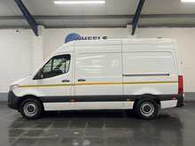 Mercedes-Benz Sprinter 2.0 315 CDI Progressive Panel Van 5dr Diesel Manual RWD L2 H2 Euro 6 (s/s) (150 ps) - U3317