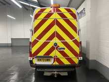 Mercedes-Benz Sprinter 2.0 315 CDI Progressive Panel Van 5dr Diesel Manual RWD L2 H2 Euro 6 (s/s) (150 ps) - U3317