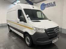 Mercedes-Benz Sprinter 2.0 315 CDI Progressive Panel Van 5dr Diesel Manual RWD L2 H2 Euro 6 (s/s) (150 ps) - U3317