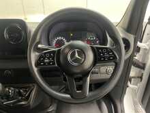 Mercedes-Benz Sprinter 2.0 315 CDI Progressive Panel Van 5dr Diesel Manual RWD L2 H2 Euro 6 (s/s) (150 ps) - U3317