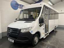 Mercedes-Benz Sprinter TREKA 5T 16 SEAT WHEELCHAIR BUS - U3337