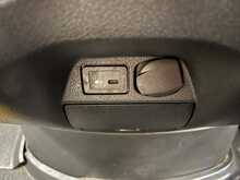 Mercedes-Benz Sprinter TREKA 5T 16 SEAT WHEELCHAIR BUS - U3337