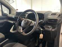 Vauxhall Combo 1.6 Turbo D 2000 Edition Panel Van 4dr Diesel Manual L1 H1 Euro 6 (s/s) (100 ps) - U3383