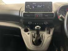 Vauxhall Combo 1.6 Turbo D 2000 Edition Panel Van 4dr Diesel Manual L1 H1 Euro 6 (s/s) (100 ps) - U3383
