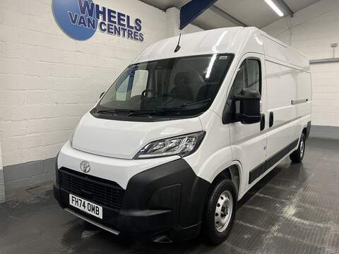 Toyota PROACE MAX 4X4 Panel Van 2.4 Automatic Diesel