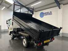 Isuzu Grafter 1.9D N35 Green Chassis Cab 2dr Diesel Manual RWD SWB Euro 6 (SRW) (125 ps) - U3395