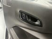 Ford Transit 2.0 350 EcoBlue Leader Panel Van 5dr Diesel Manual FWD L3 H3 Euro 6 (s/s) (130 ps) - U3411