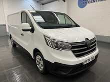Renault Trafic 2.0 dCi Blue LL30 Advance Panel Van 5dr Diesel Manual L2 H1 Euro 6 (s/s) (130 ps) - U3462
