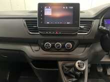 Renault Trafic 2.0 dCi Blue LL30 Advance Panel Van 5dr Diesel Manual L2 H1 Euro 6 (s/s) (130 ps) - U3462