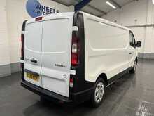 Renault Trafic 2.0 dCi Blue LL30 Start Panel Van 5dr Diesel Manual L2 H1 Euro 6 (s/s) (130 ps) - U3465
