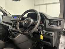Renault Trafic 2.0 dCi Blue LL30 Start Panel Van 5dr Diesel Manual L2 H1 Euro 6 (s/s) (130 ps) - U3465