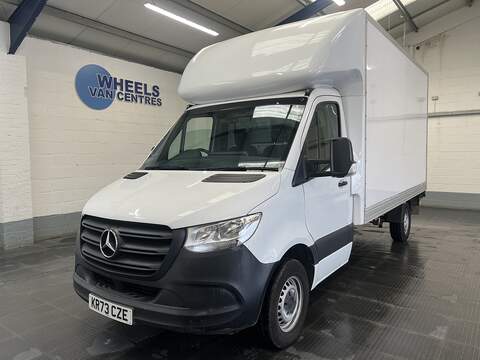 Mercedes-Benz Sprinter TDI CR35 Startline 2.0 2dr Dropwell Luton Manual Diesel 2.0 2dr Luton Manual Diesel