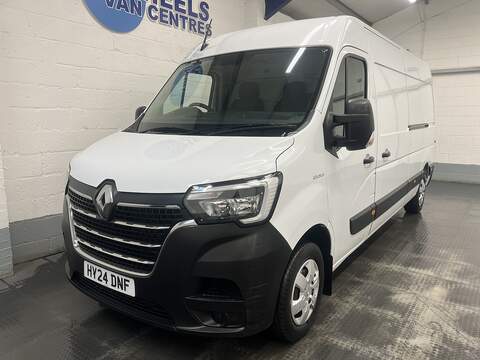 Renault Master 2.0 dCi Blue LL30 Business+ Panel Van 5dr Diesel Manual L2 H1 Euro 6 (s/s) (130 ps)