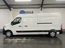 Renault Master 2.3 dCi 35 Advance Panel Van 4dr Diesel Manual FWD LWB Medium Roof Euro 6 (135 ps) - U3480