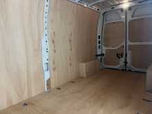 Renault Master 2.3 dCi 35 Advance Panel Van 4dr Diesel Manual FWD LWB Medium Roof Euro 6 (135 ps) - U3480